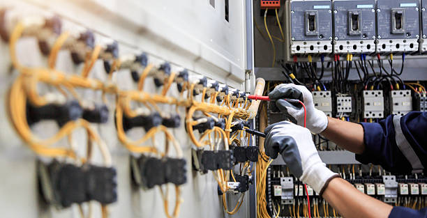 Professional Electrician technician working in Verona, WI